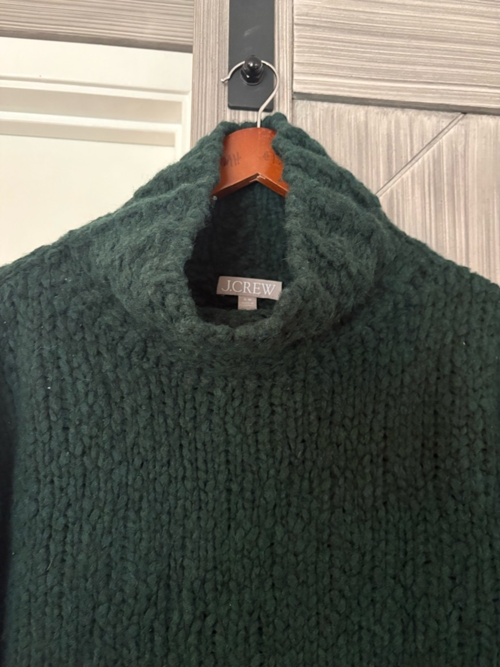 J. Crew Oversized Turtleneck Sweater Textured Yarn Alpaca Wool Pine Green
S/M - Picture 7 of 12